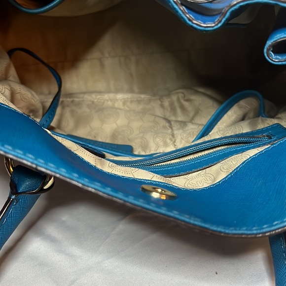 🔥Michael Kors Hamilton Tote. Teal. Dust bag included🔥 - Picture 7 of 10